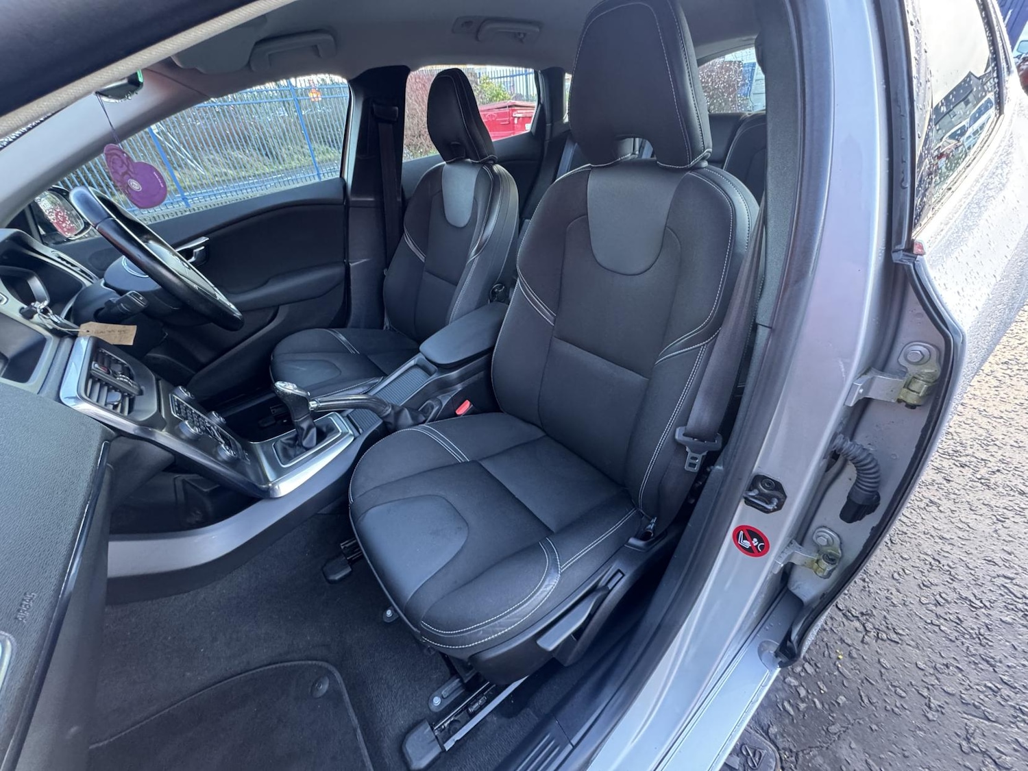 Used Volvo V40 2013 for sale - 77220470: Photo 41