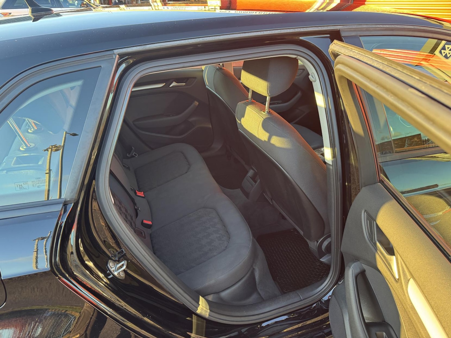 Used Audi A3 2015 for sale - 76627527: Photo 32