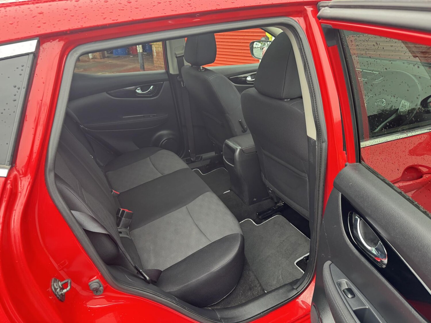 Used Nissan Qashqai 2016 for sale - 76367255: Photo 32