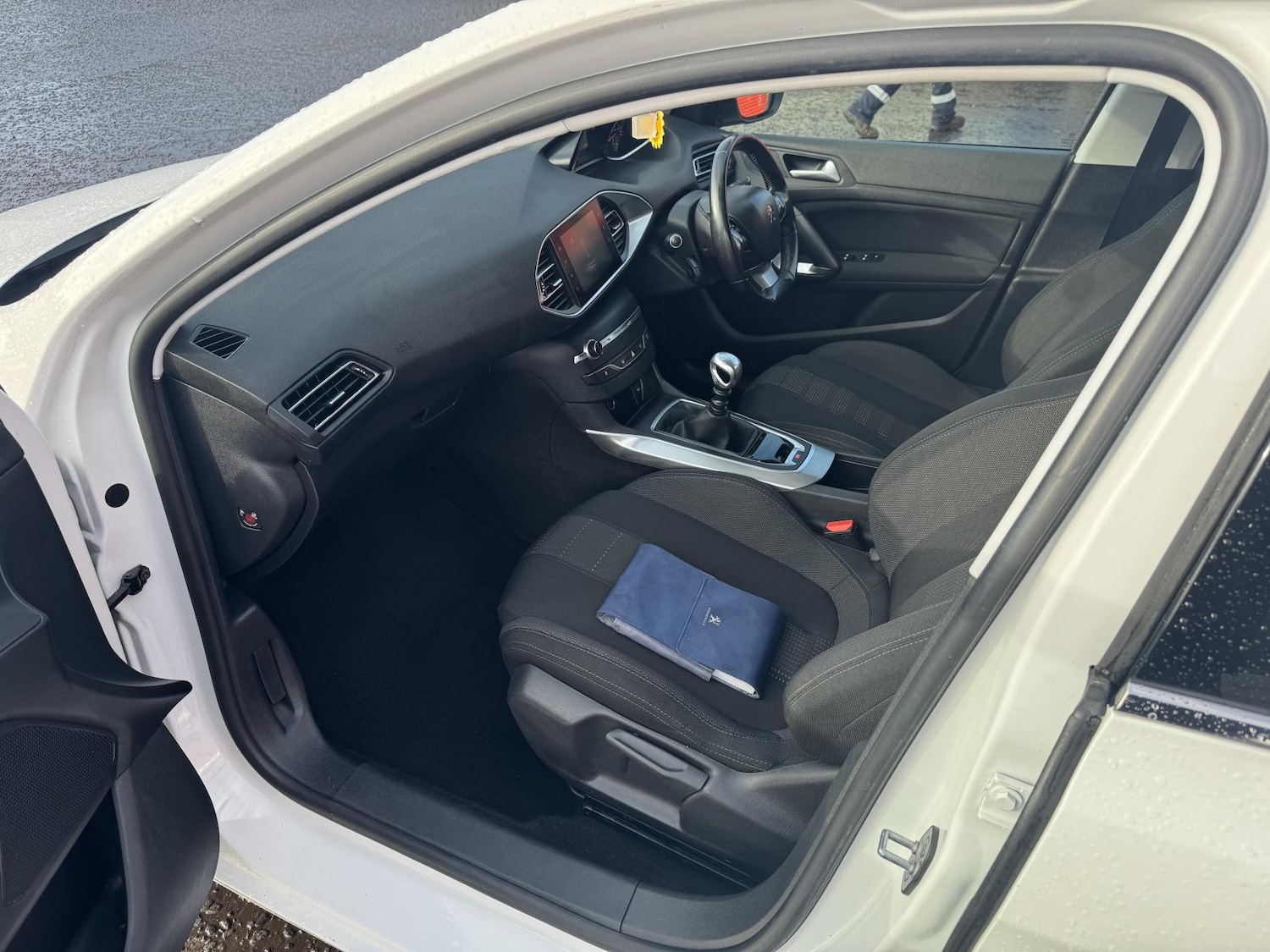 Used Peugeot 308 2015 for sale - 76438409: Photo 28