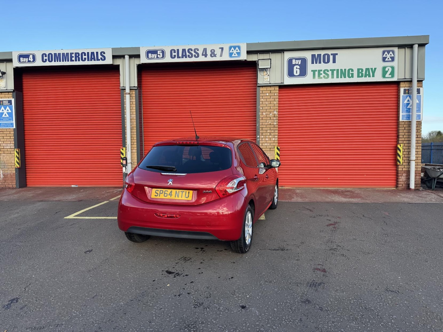 Used Peugeot 208 2014 for sale - 76606425: Photo 12