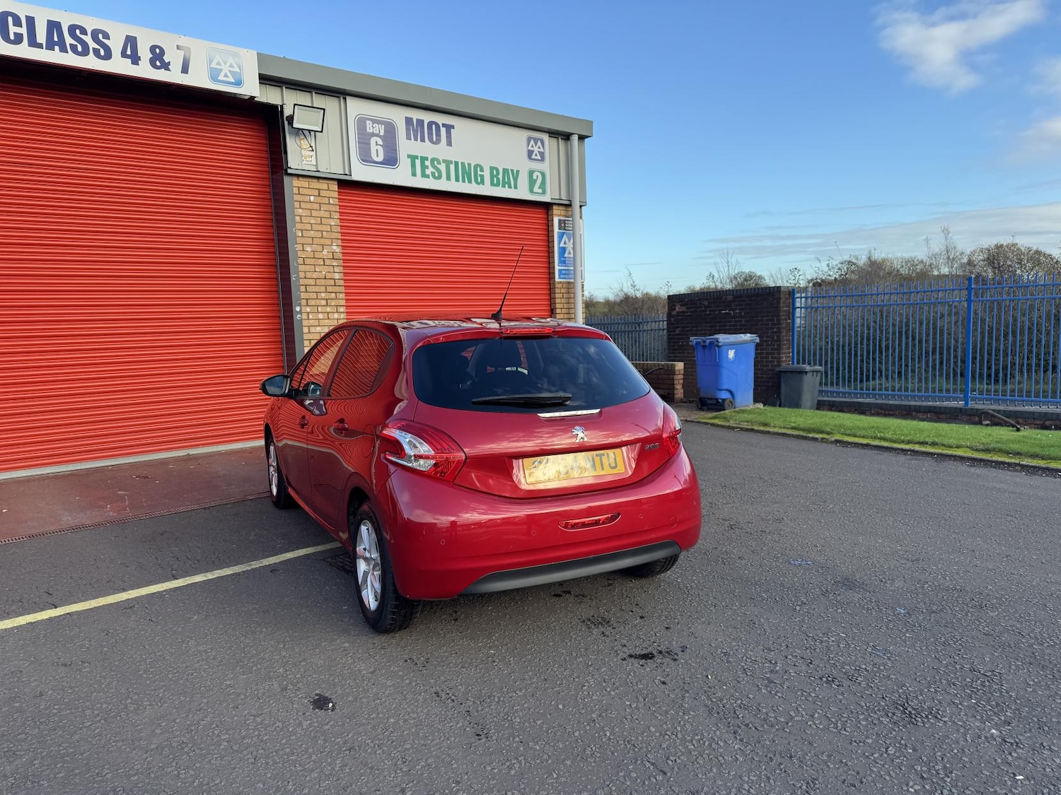 Used Peugeot 208 2014 for sale - 76606425: Photo 23