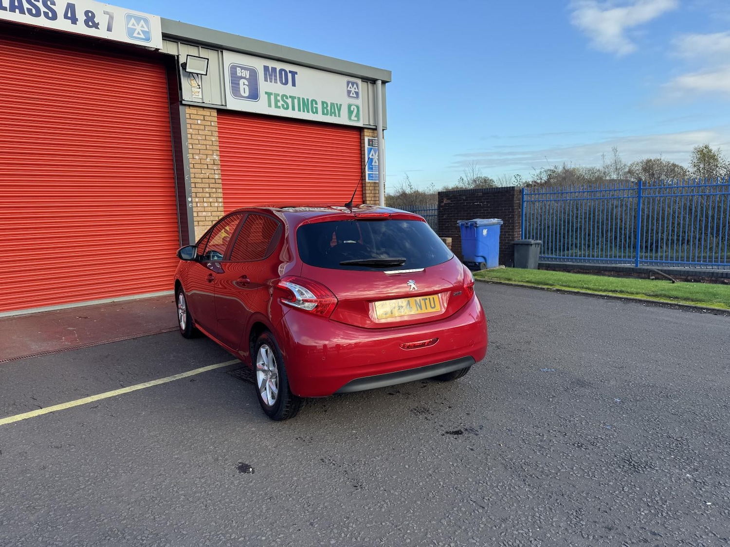 Used Peugeot 208 2014 for sale - 76606425: Photo 26