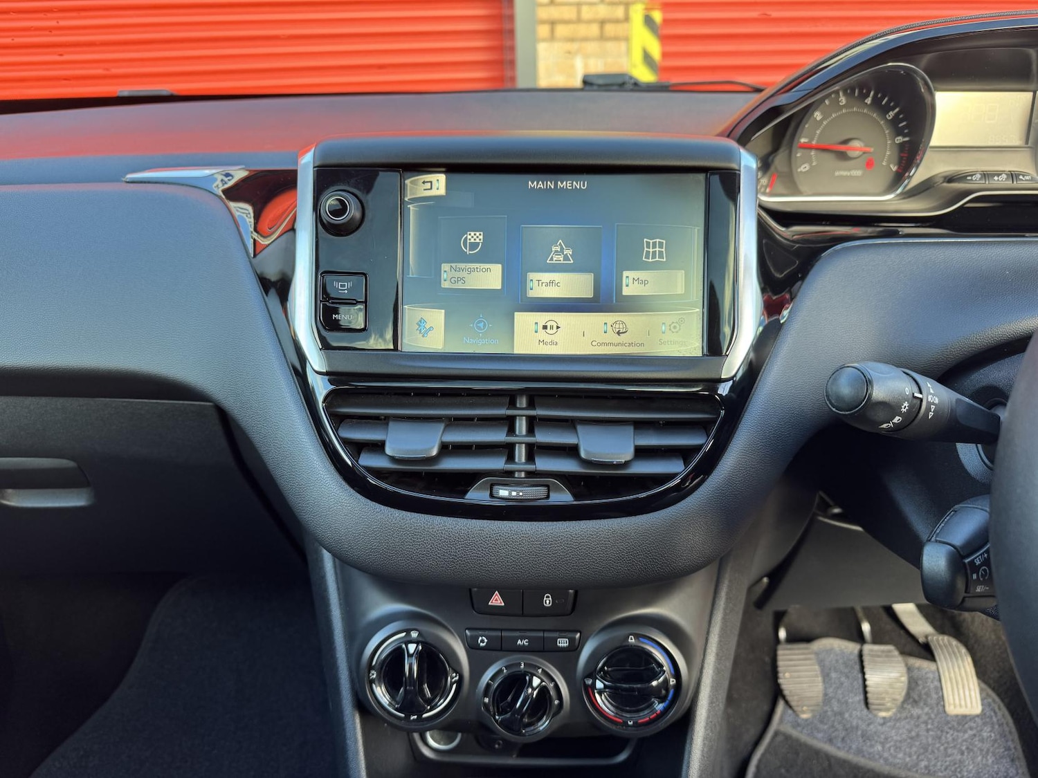 Used Peugeot 208 2014 for sale - 76606425: Photo 43