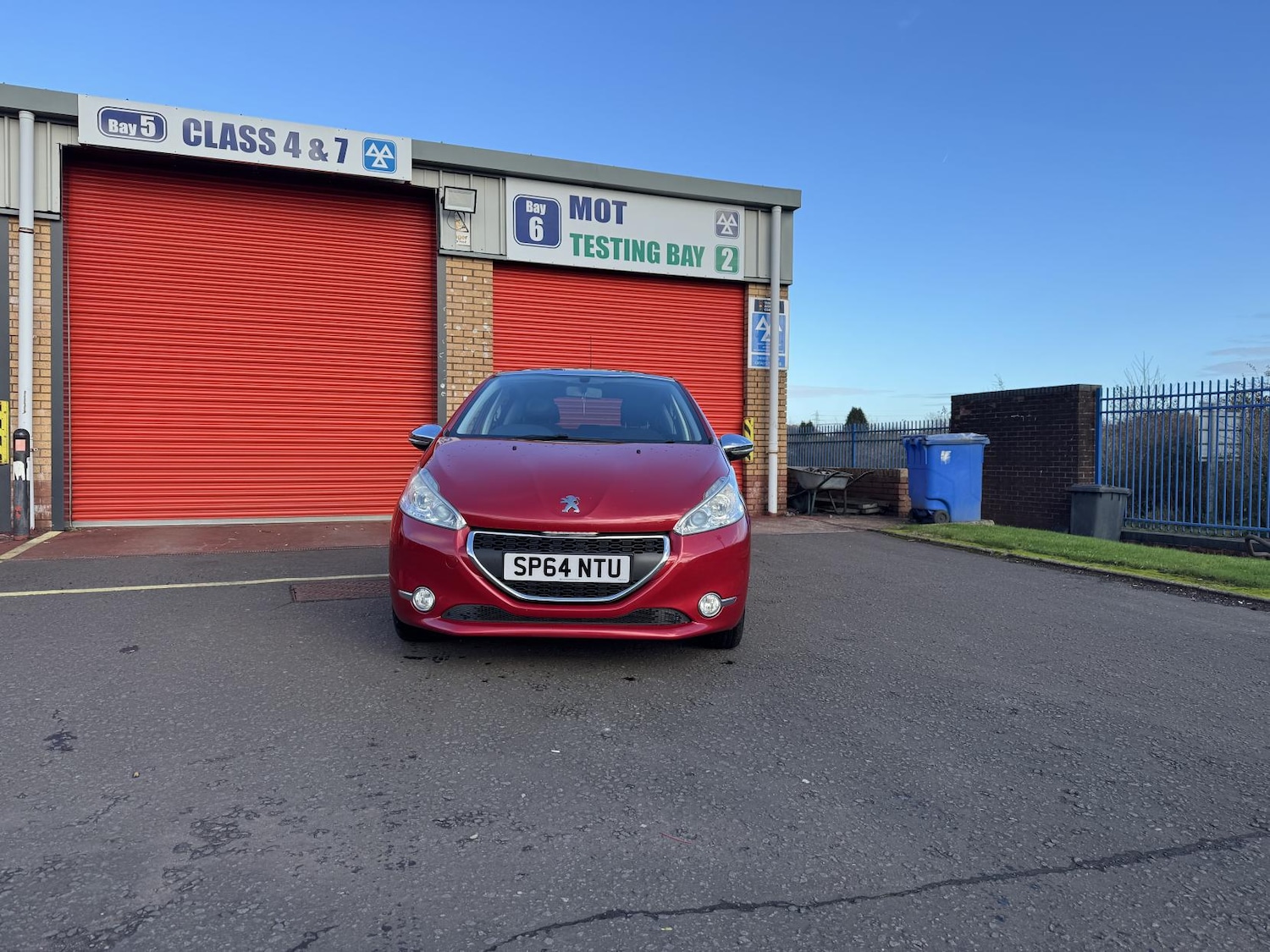 Used Peugeot 208 2014 for sale - 76606425: Photo 7