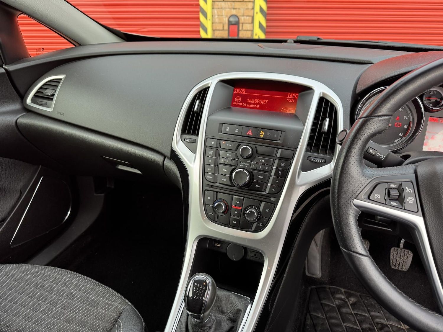 Used Vauxhall Astra GTC 2015 for sale - 76483320: Photo 28