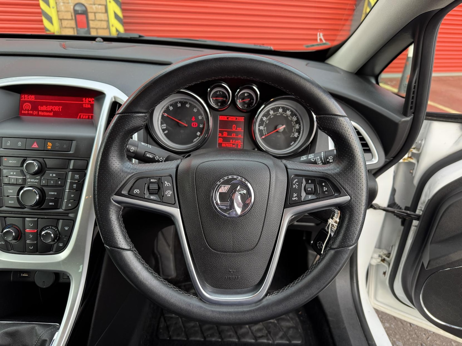 Used Vauxhall Astra GTC 2015 for sale - 76483320: Photo 30