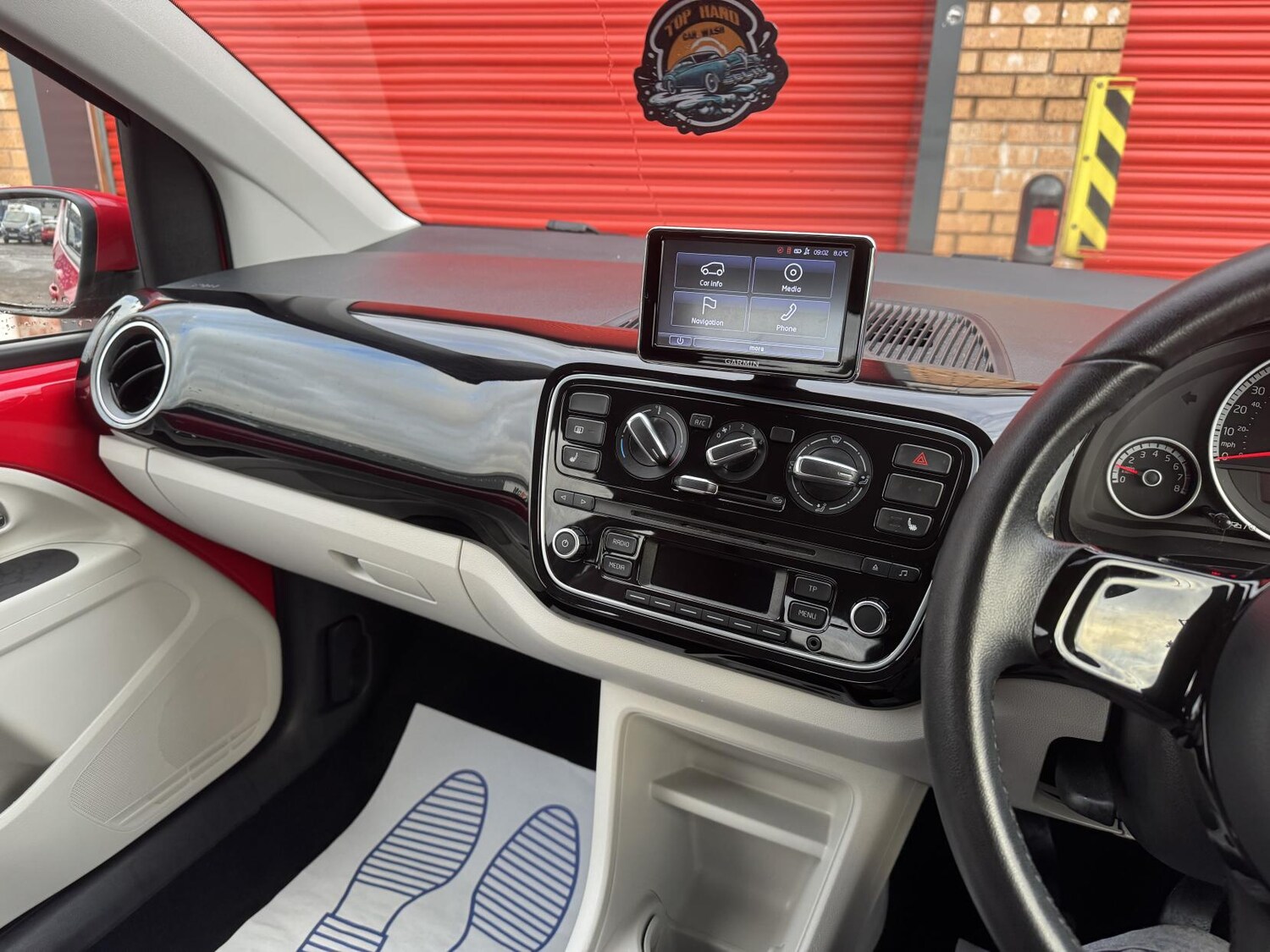 Used Volkswagen up! 2013 for sale - 77476660: Photo 41