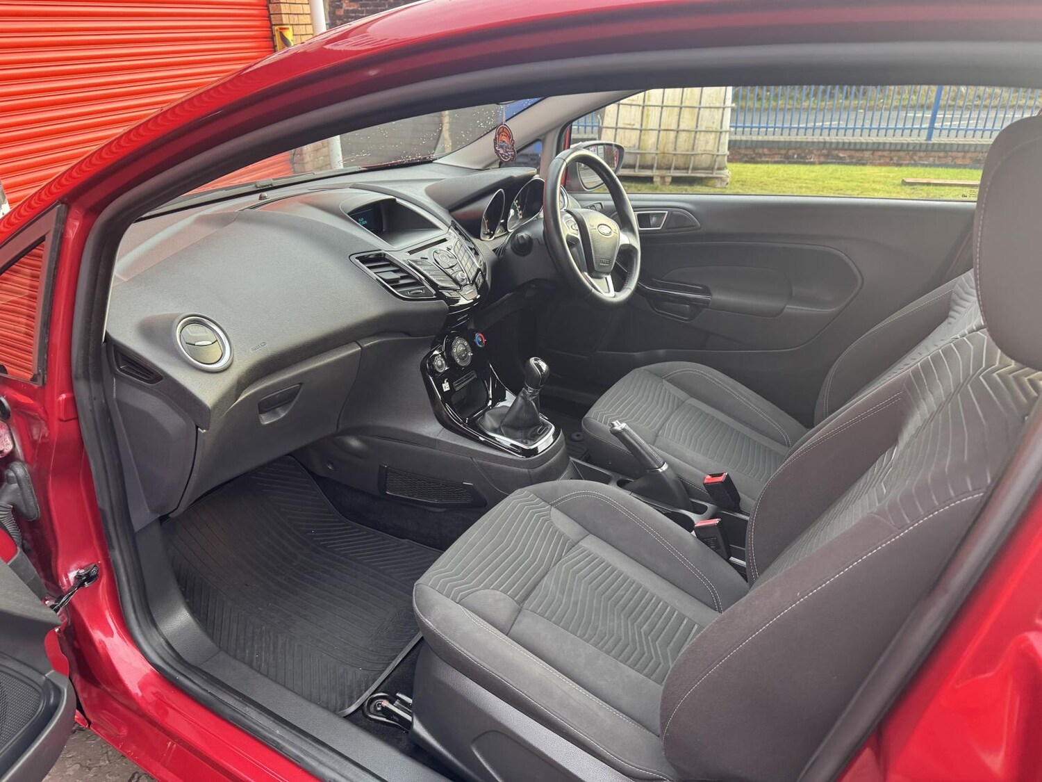 Used Ford Fiesta 2016 for sale - 77476640: Photo 40