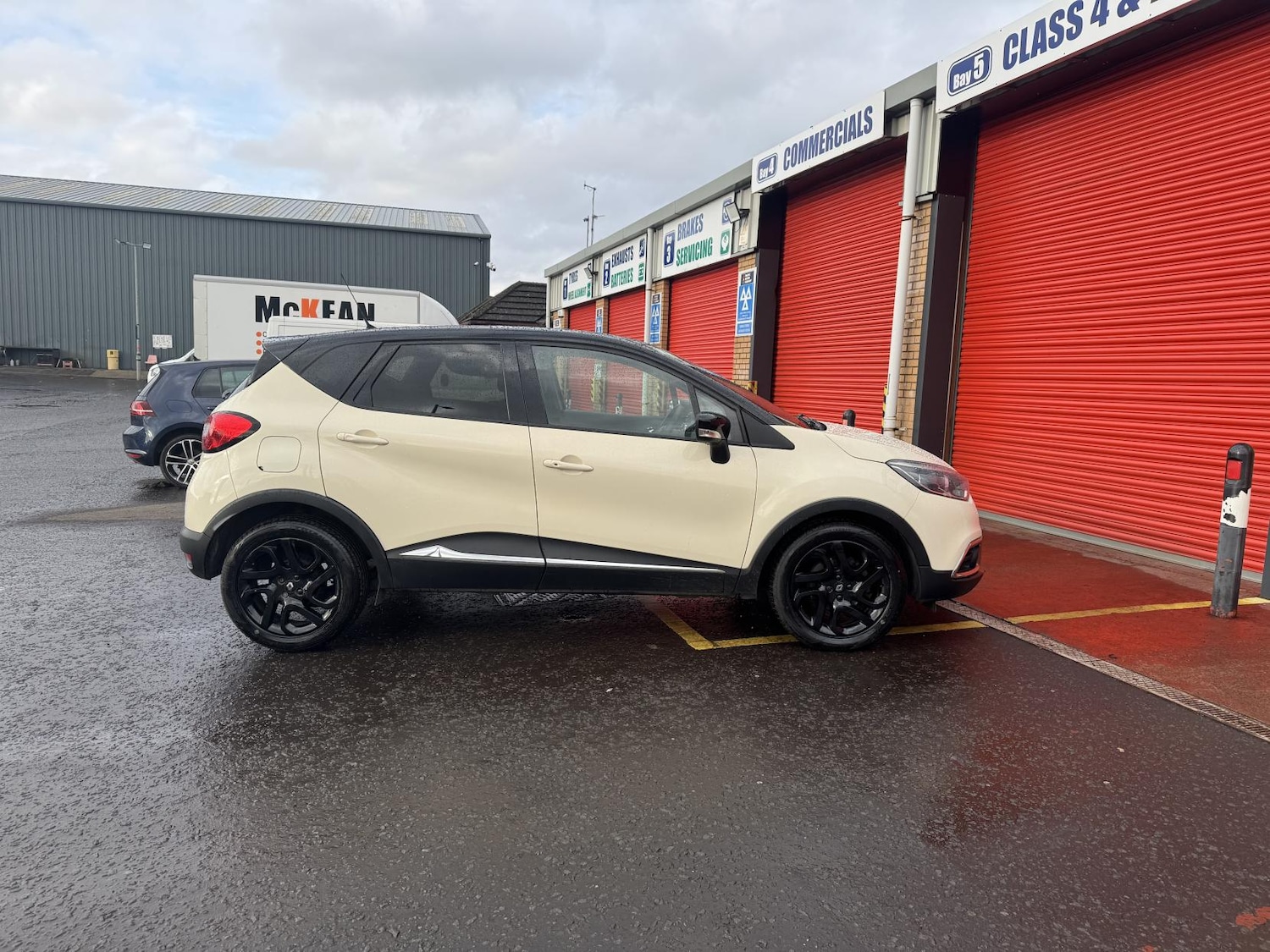 Used Renault Captur 2015 for sale - 77409923: Photo 17