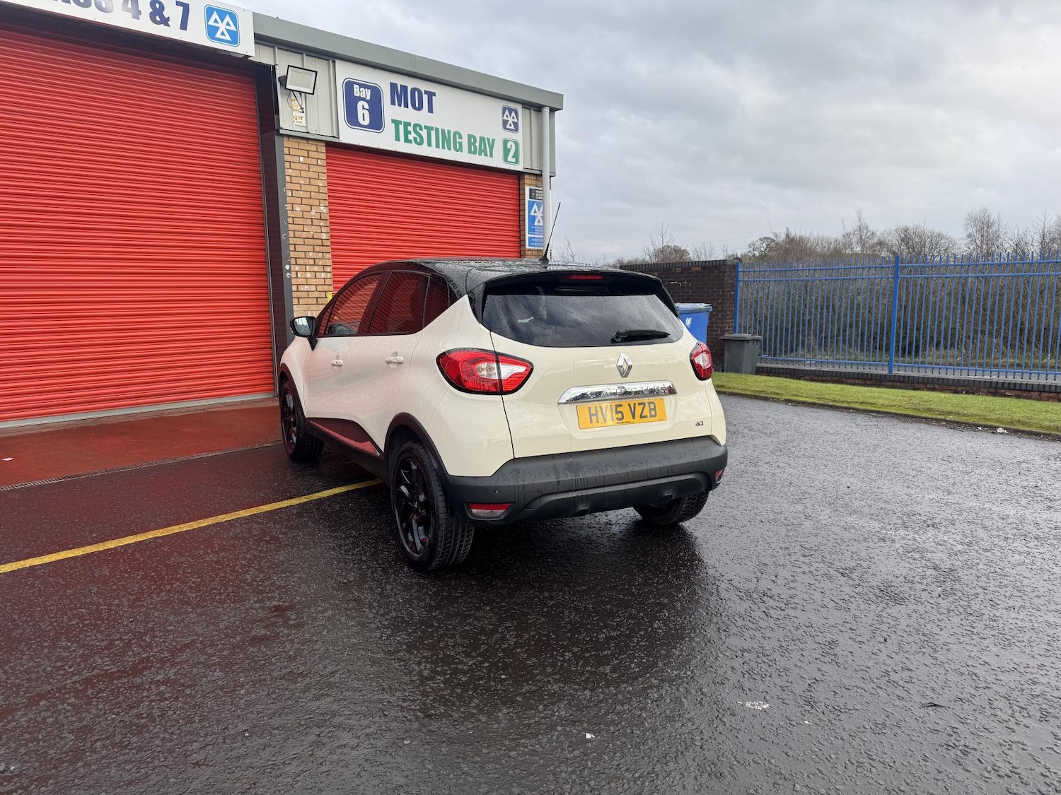 Used Renault Captur 2015 for sale - 77409923: Photo 24