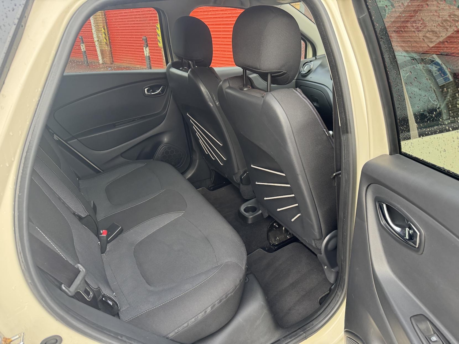 Used Renault Captur 2015 for sale - 77409923: Photo 31