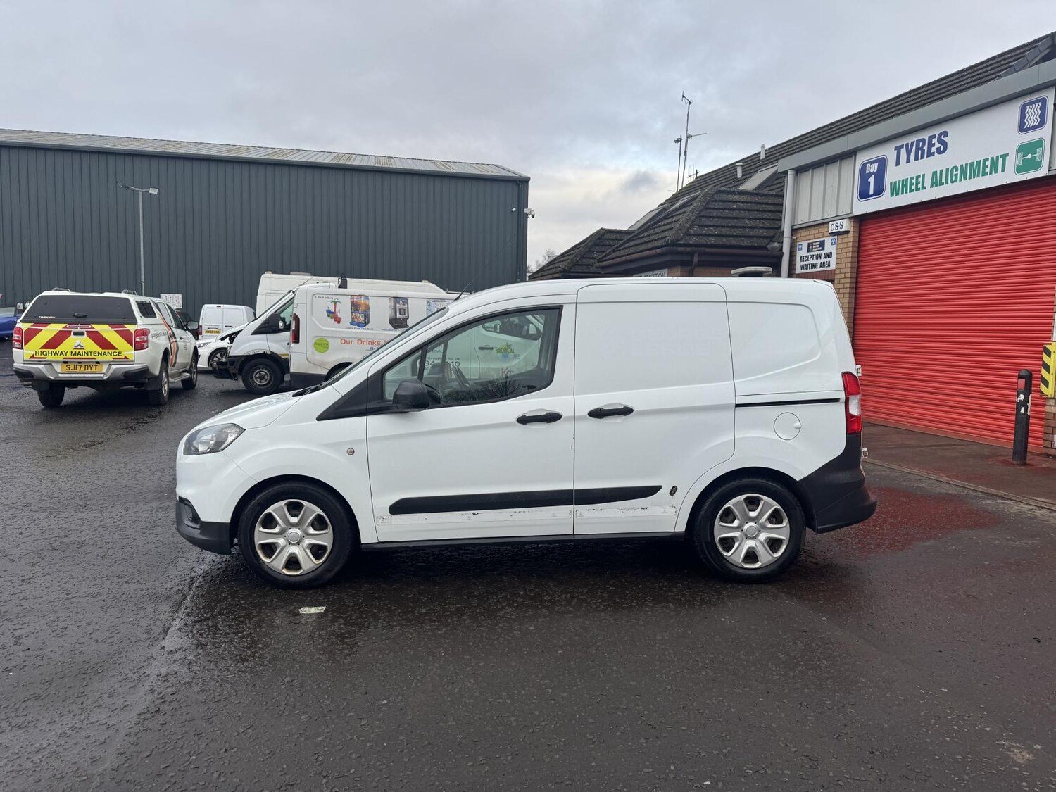 Used Ford Transit Courier 2018 for sale - 77675623: Photo 13