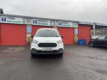 Used Ford Transit Courier 2018 for sale - 77675623: Photo