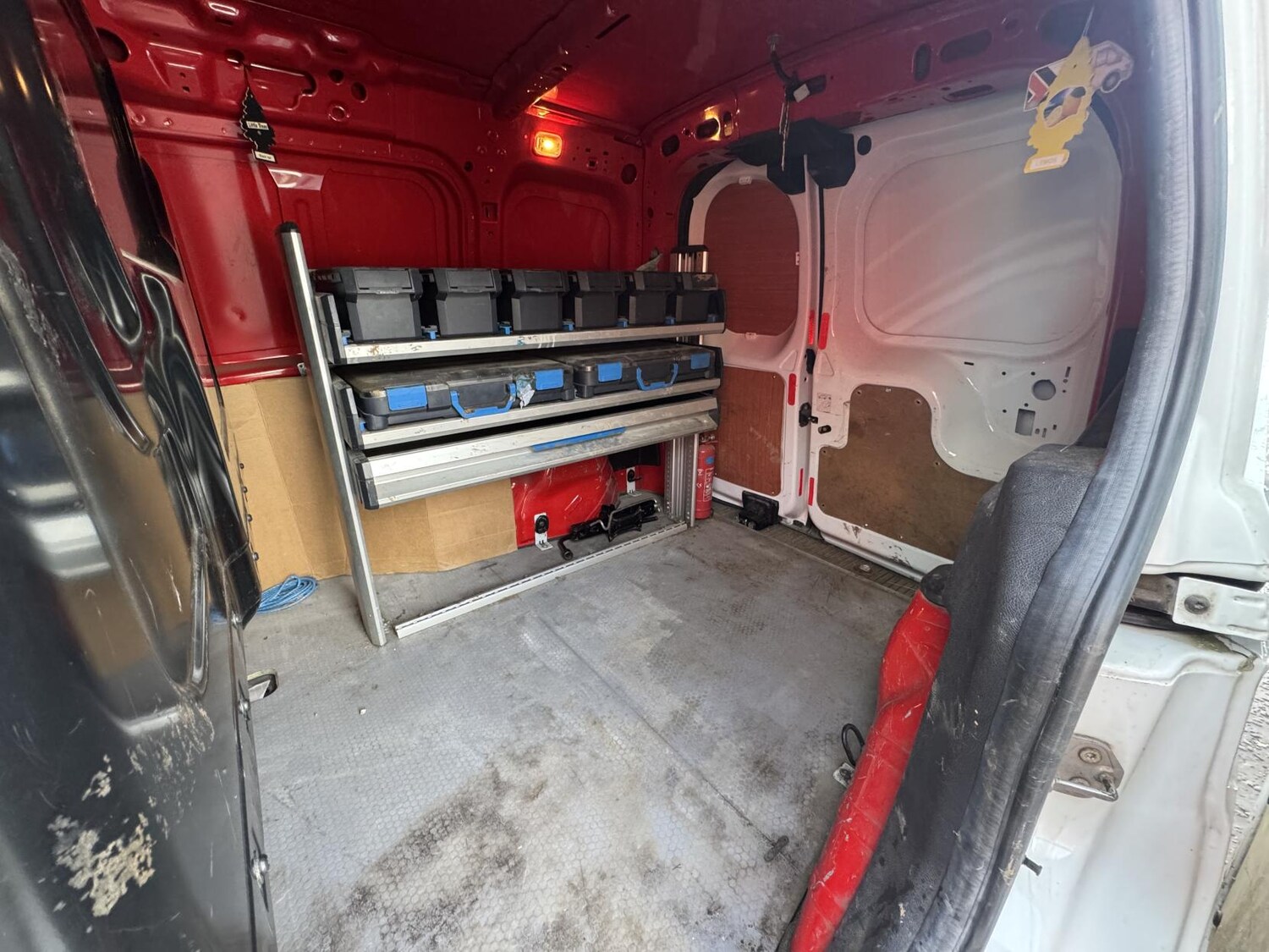 Used Ford Transit Courier 2018 for sale - 77675623: Photo 36