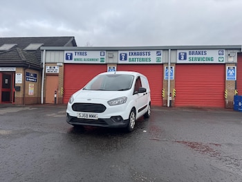 Used Ford Transit Courier 2018 for sale - 77675623: Photo