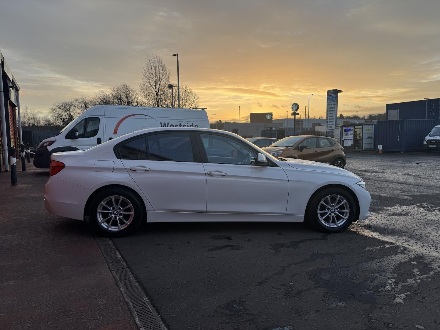Used BMW 3 Series 2016 for sale - 77160800: Photo 10