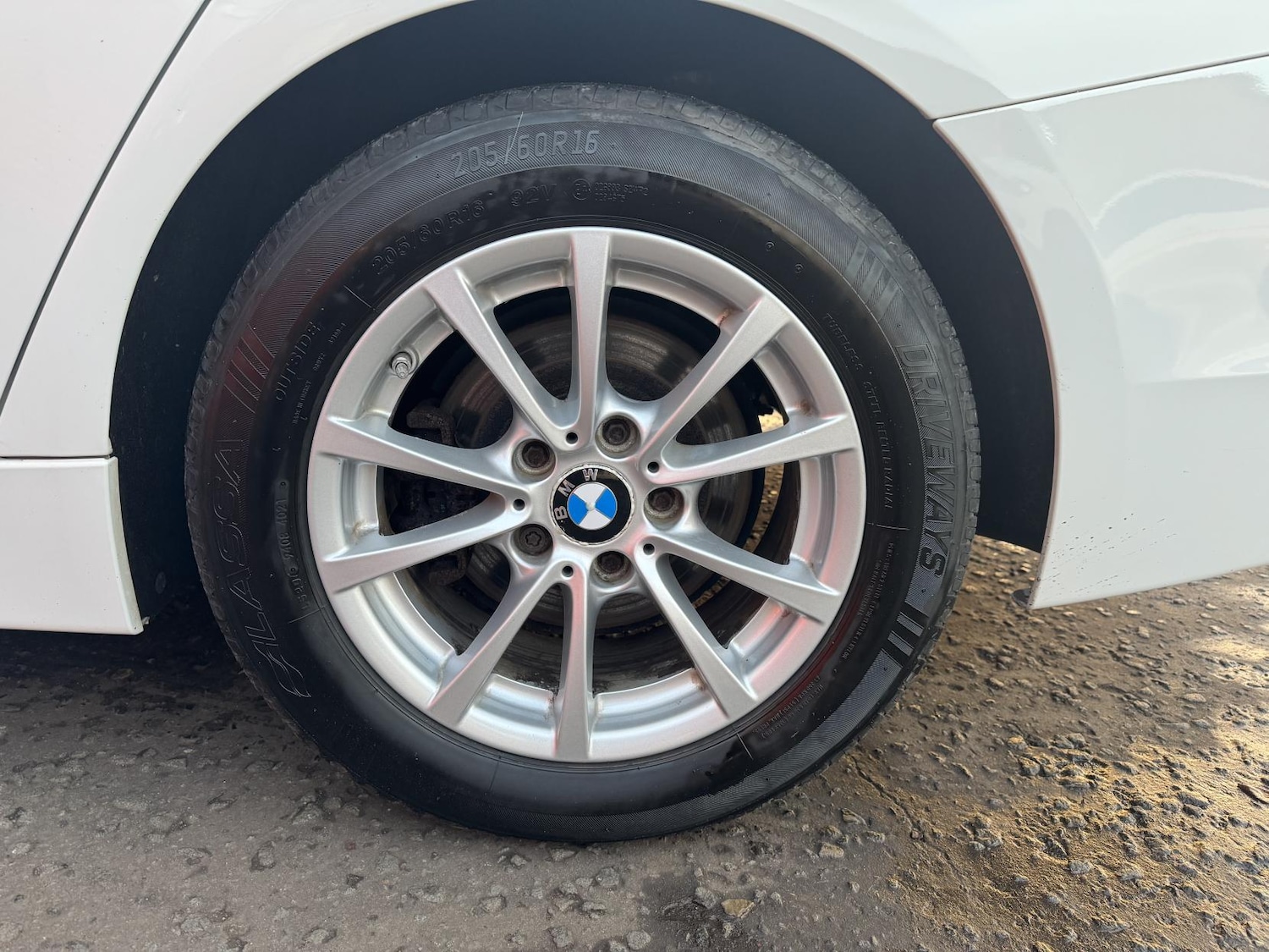 Used BMW 3 Series 2016 for sale - 77160800: Photo 27