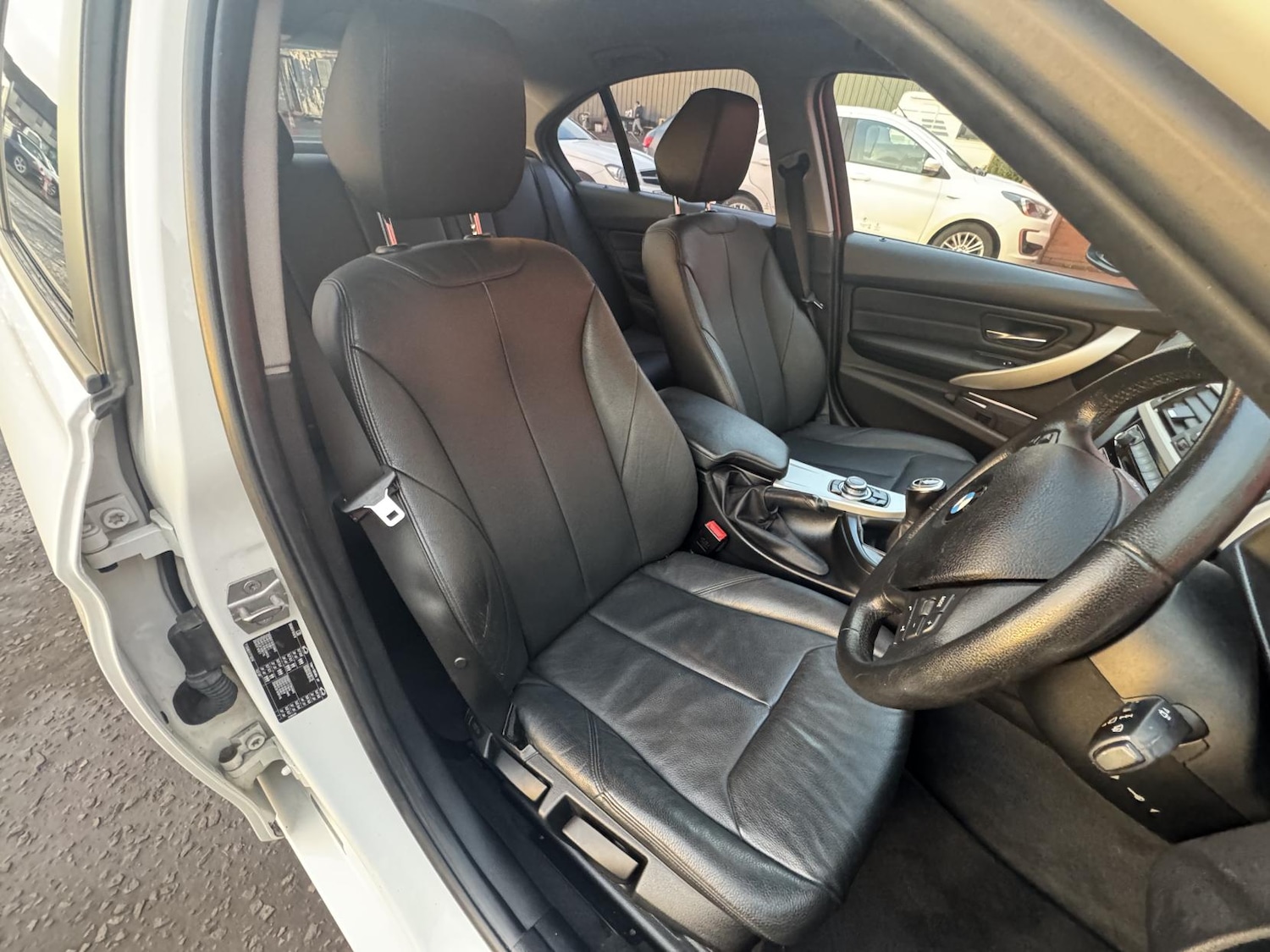 Used BMW 3 Series 2016 for sale - 77160800: Photo 30