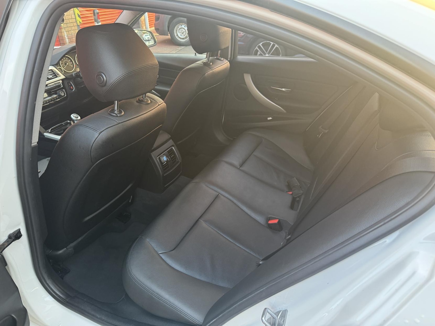 Used BMW 3 Series 2016 for sale - 77160800: Photo 37