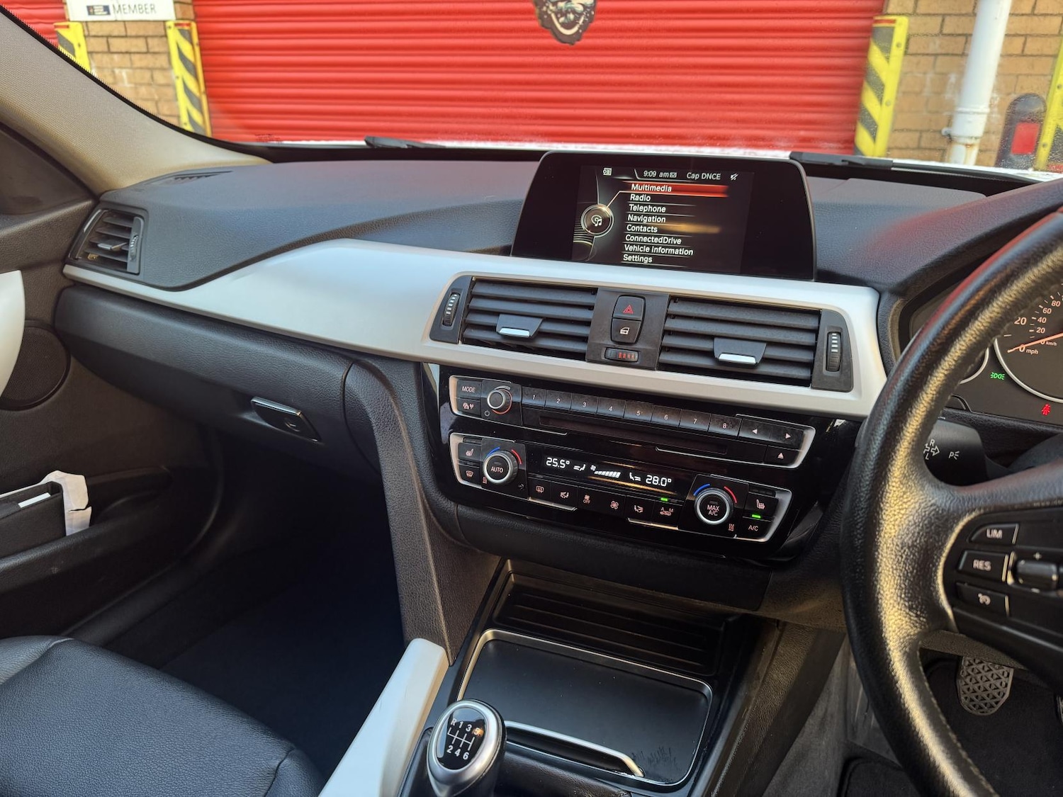 Used BMW 3 Series 2016 for sale - 77160800: Photo 44