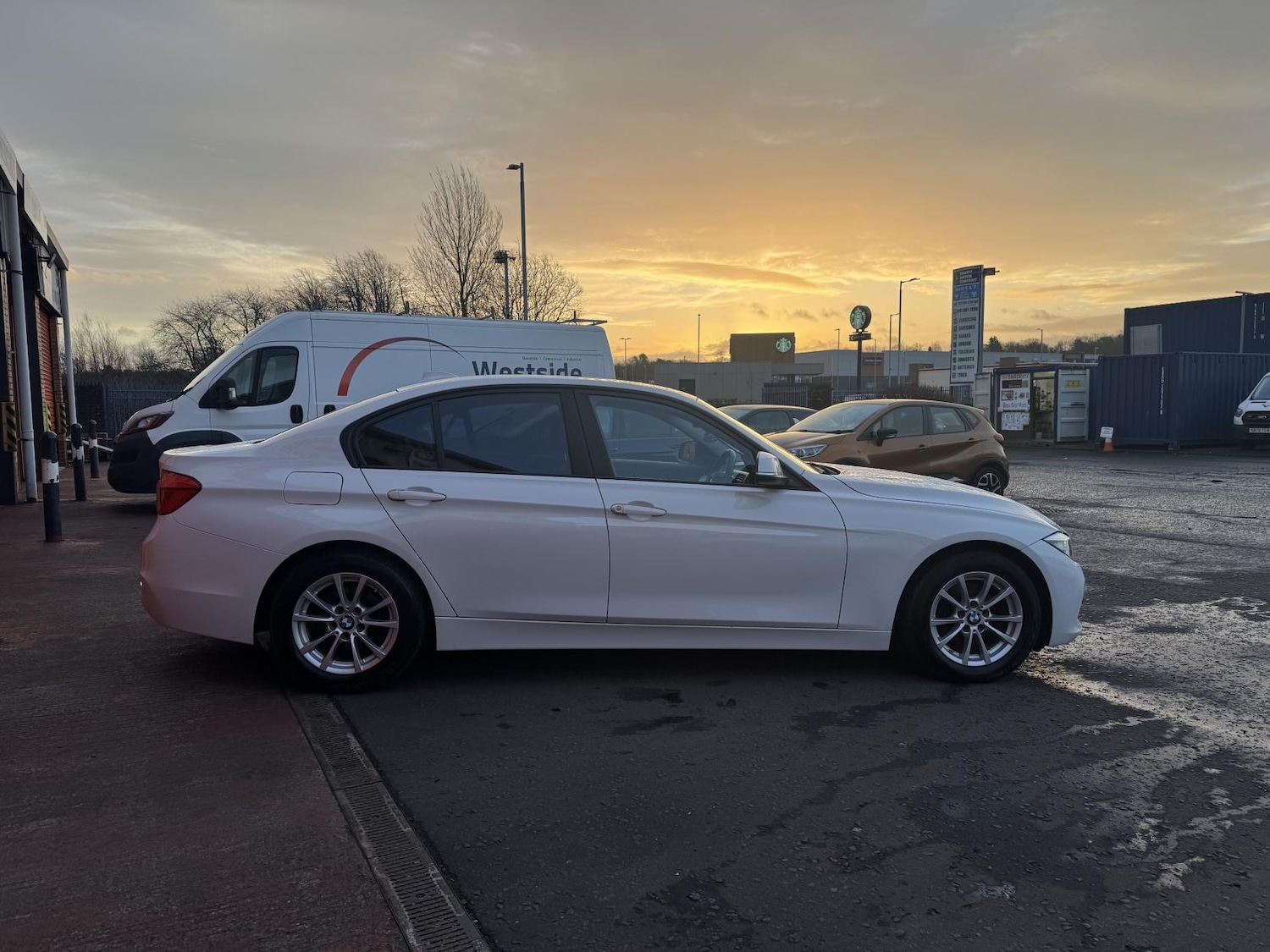 Used BMW 3 Series 2016 for sale - 77160800: Photo 7