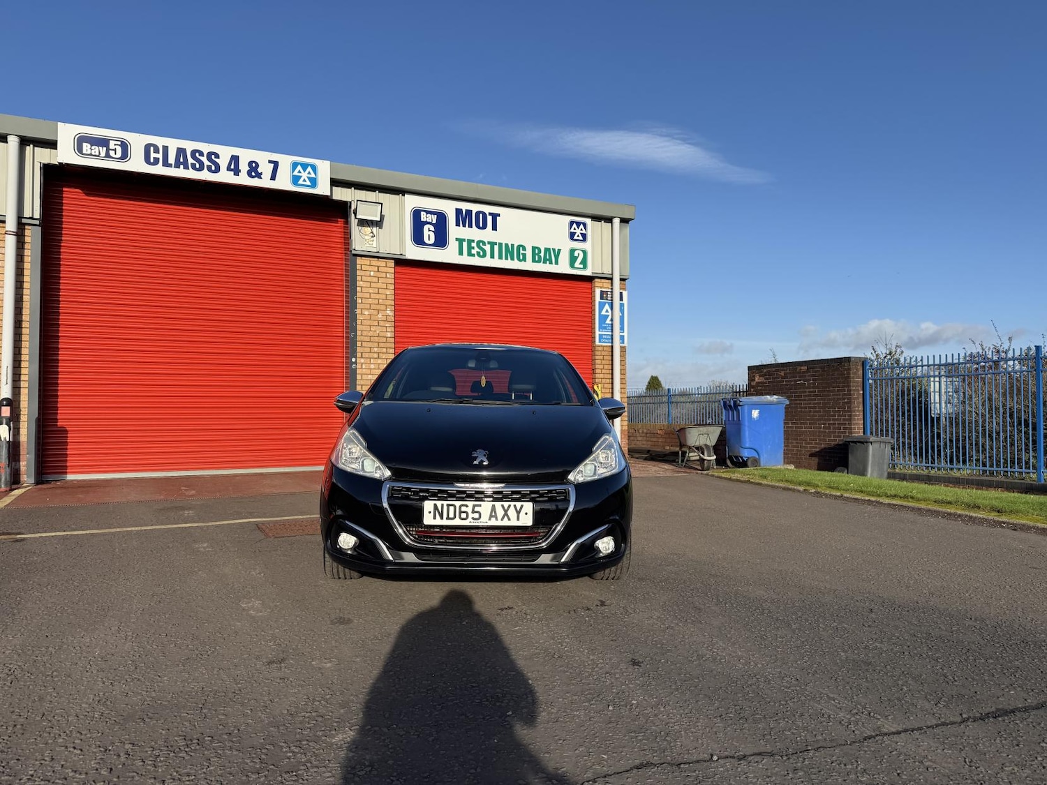 Used Peugeot 208 2015 for sale - 76397288: Photo 2