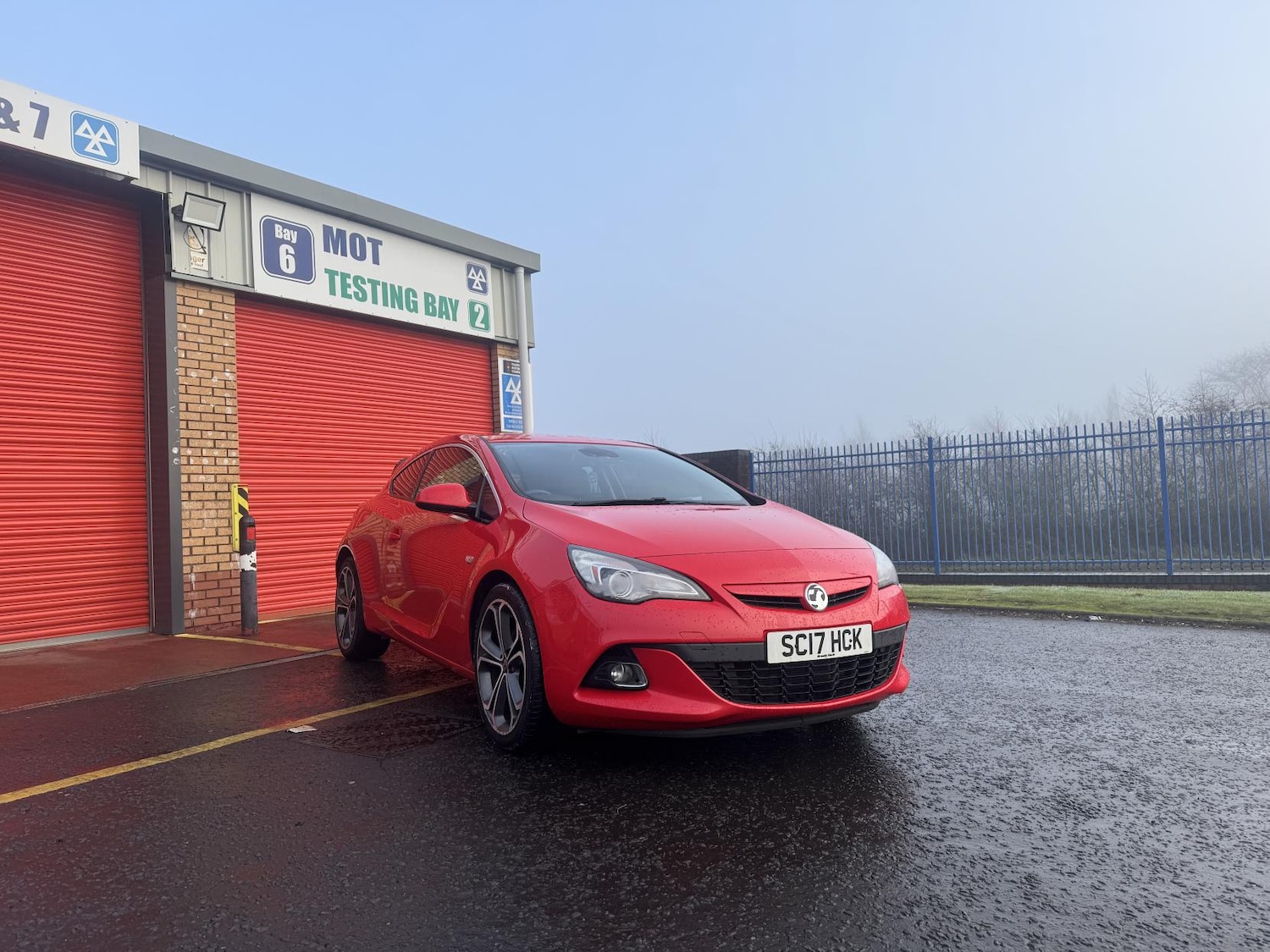 Used Vauxhall Astra GTC 2017 for sale - 76960679: Photo 3