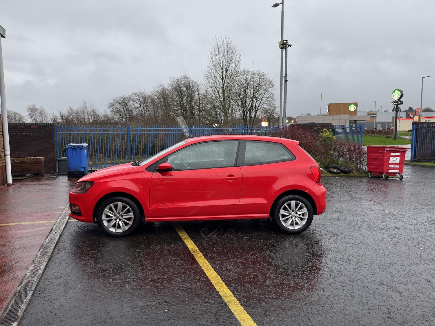 Used Volkswagen Polo 2014 for sale - 76979776: Photo 19
