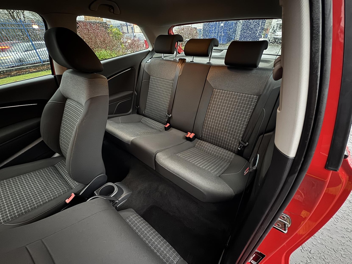 Used Volkswagen Polo 2014 for sale - 76979776: Photo 36