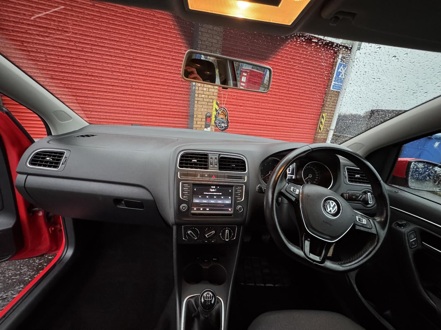 Used Volkswagen Polo 2014 for sale - 76979776: Photo 41