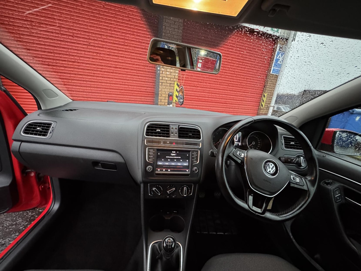 Used Volkswagen Polo 2014 for sale - 76979776: Photo 42