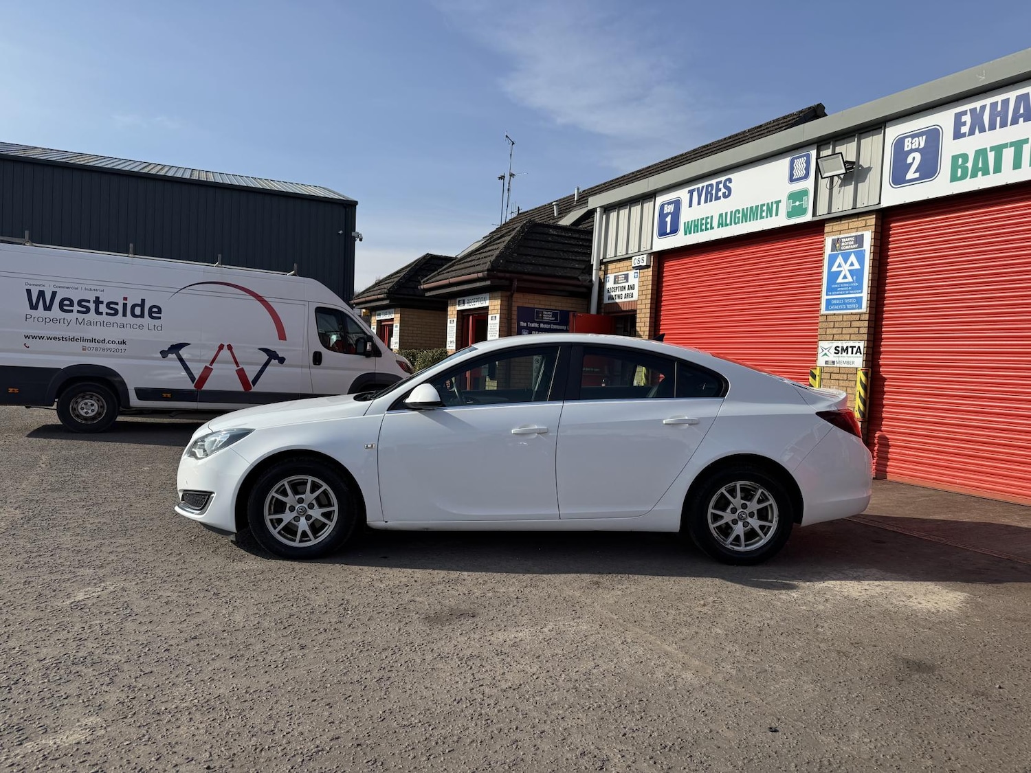 Used Vauxhall Insignia 2015 for sale - 77977379: Photo 14