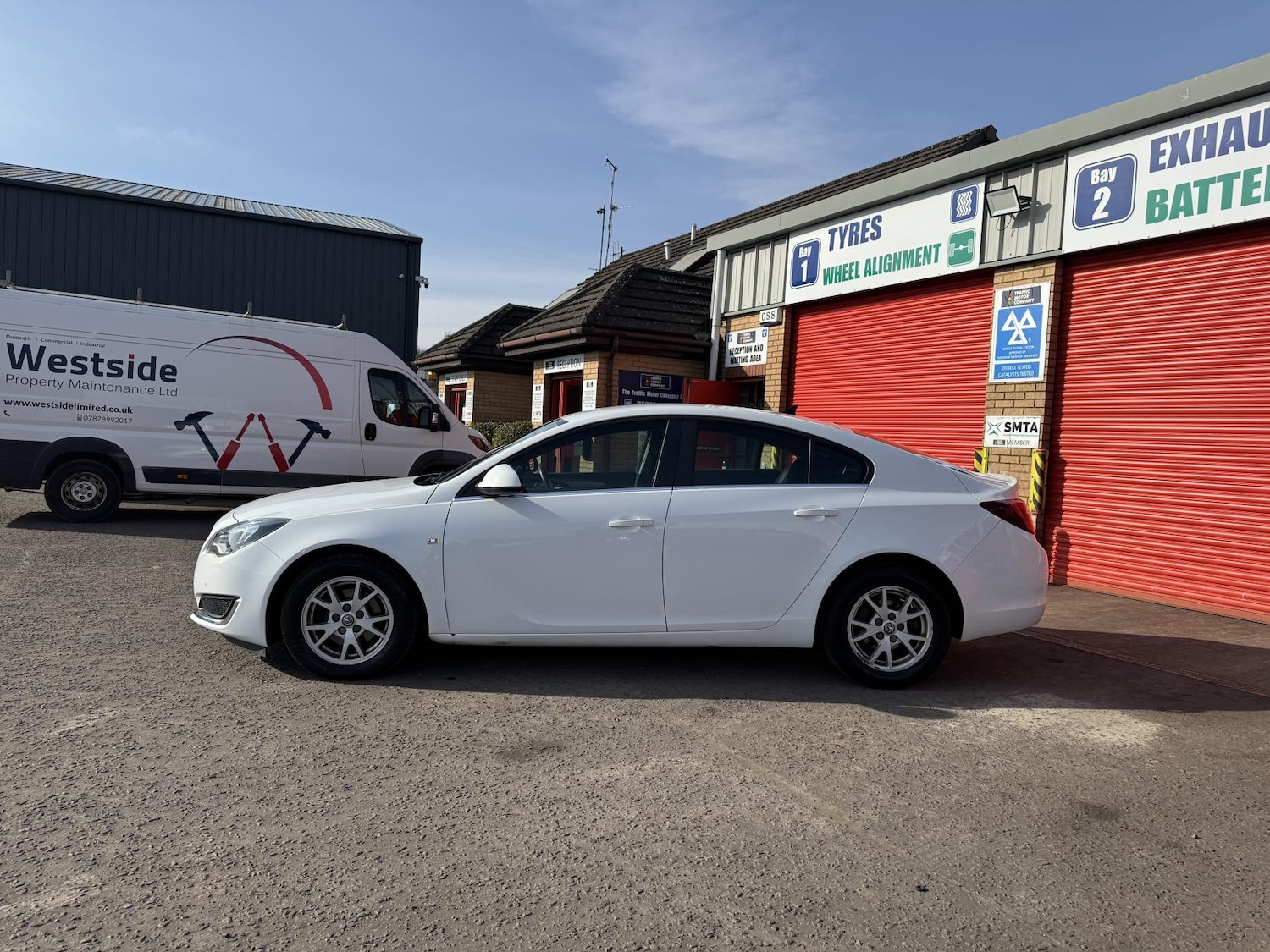 Used Vauxhall Insignia 2015 for sale - 77977379: Photo 16