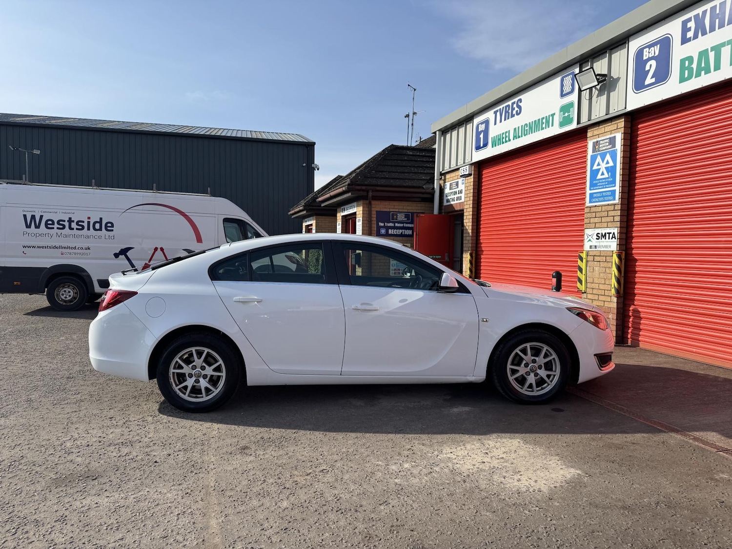 Used Vauxhall Insignia 2015 for sale - 77977379: Photo 18