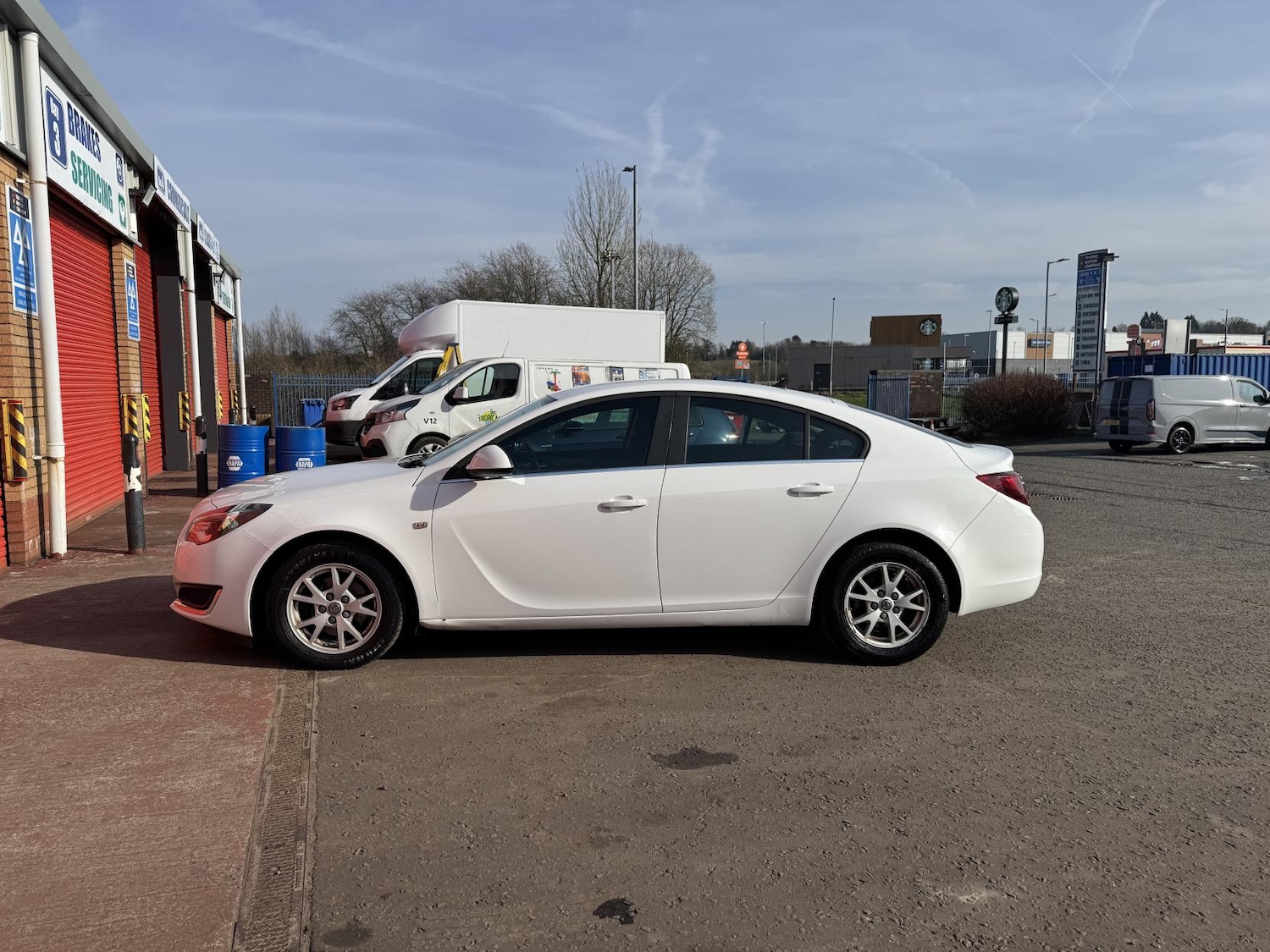 Used Vauxhall Insignia 2015 for sale - 77977379: Photo 24
