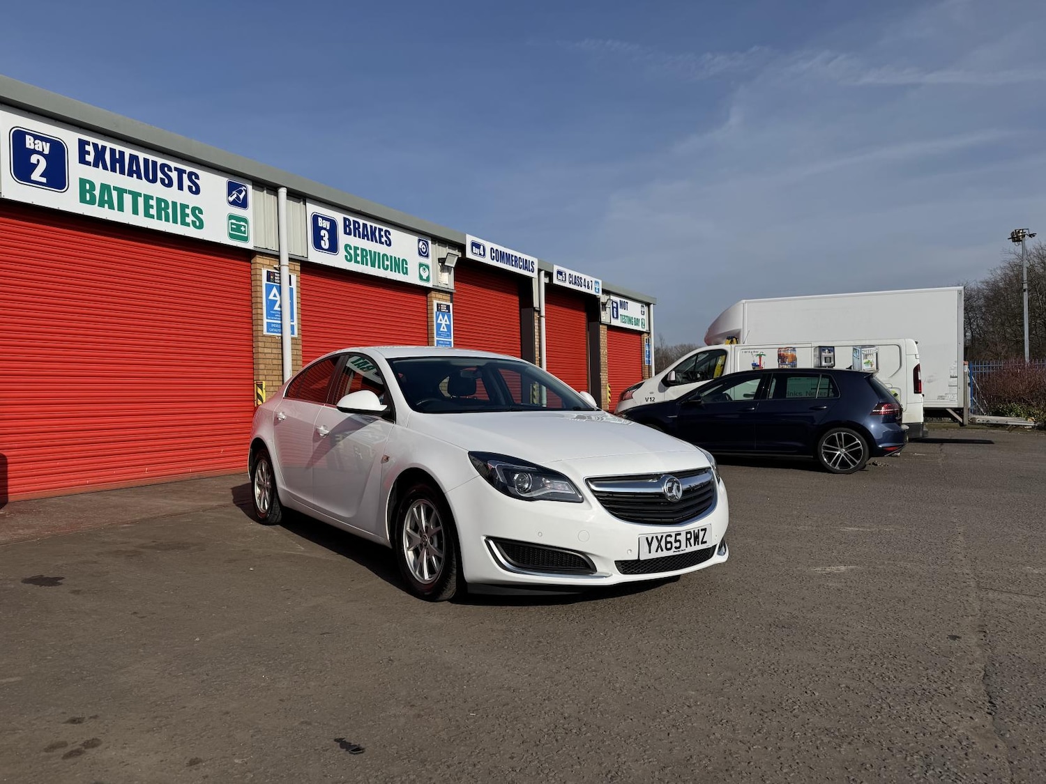 Used Vauxhall Insignia 2015 for sale - 77977379: Photo 3