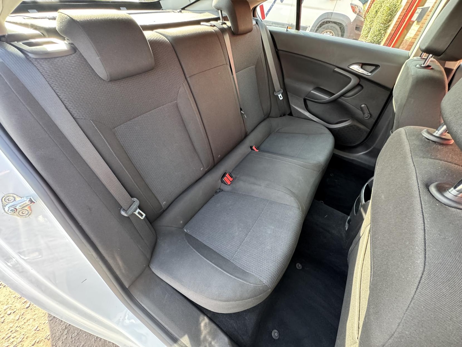 Used Vauxhall Insignia 2015 for sale - 77977379: Photo 33