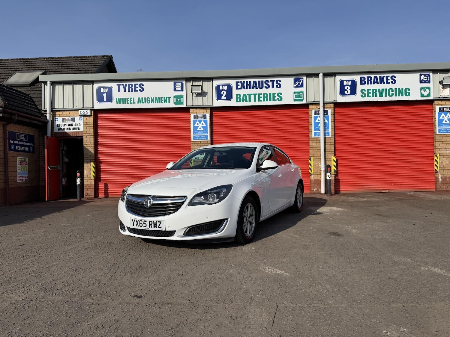 Used Vauxhall Insignia 2015 for sale - 77977379: Photo 4
