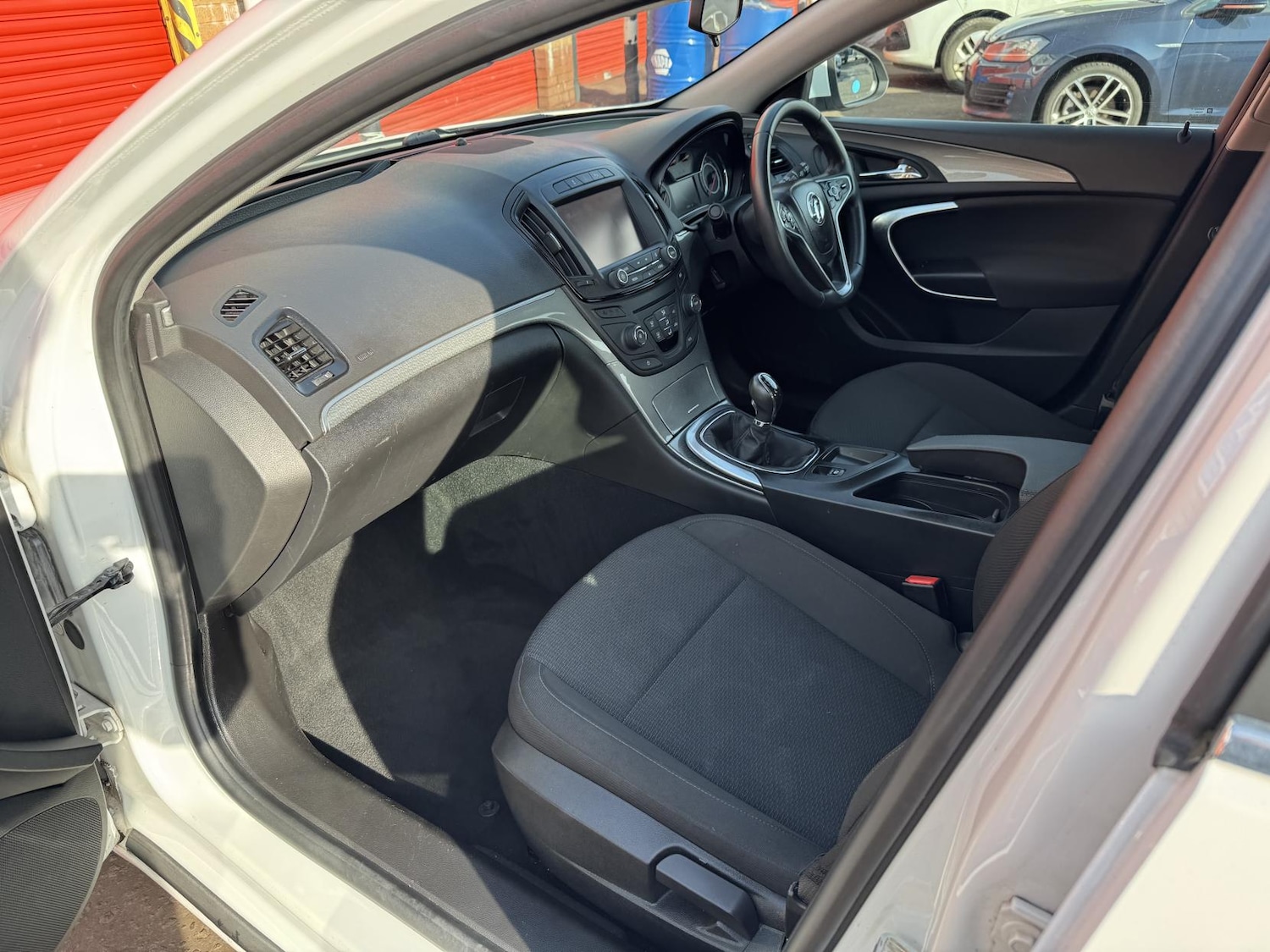 Used Vauxhall Insignia 2015 for sale - 77977379: Photo 40