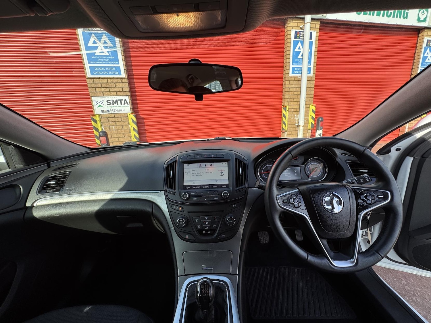 Used Vauxhall Insignia 2015 for sale - 77977379: Photo 42