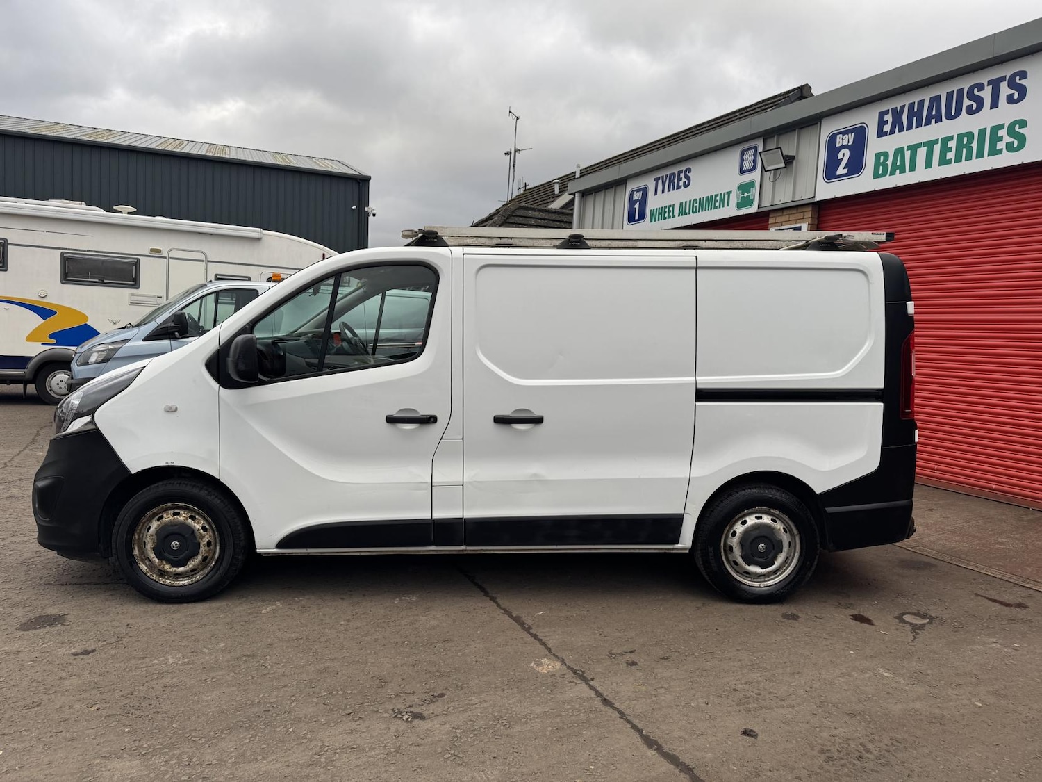 Used Vauxhall Vivaro 2015 for sale - 77420631: Photo 12