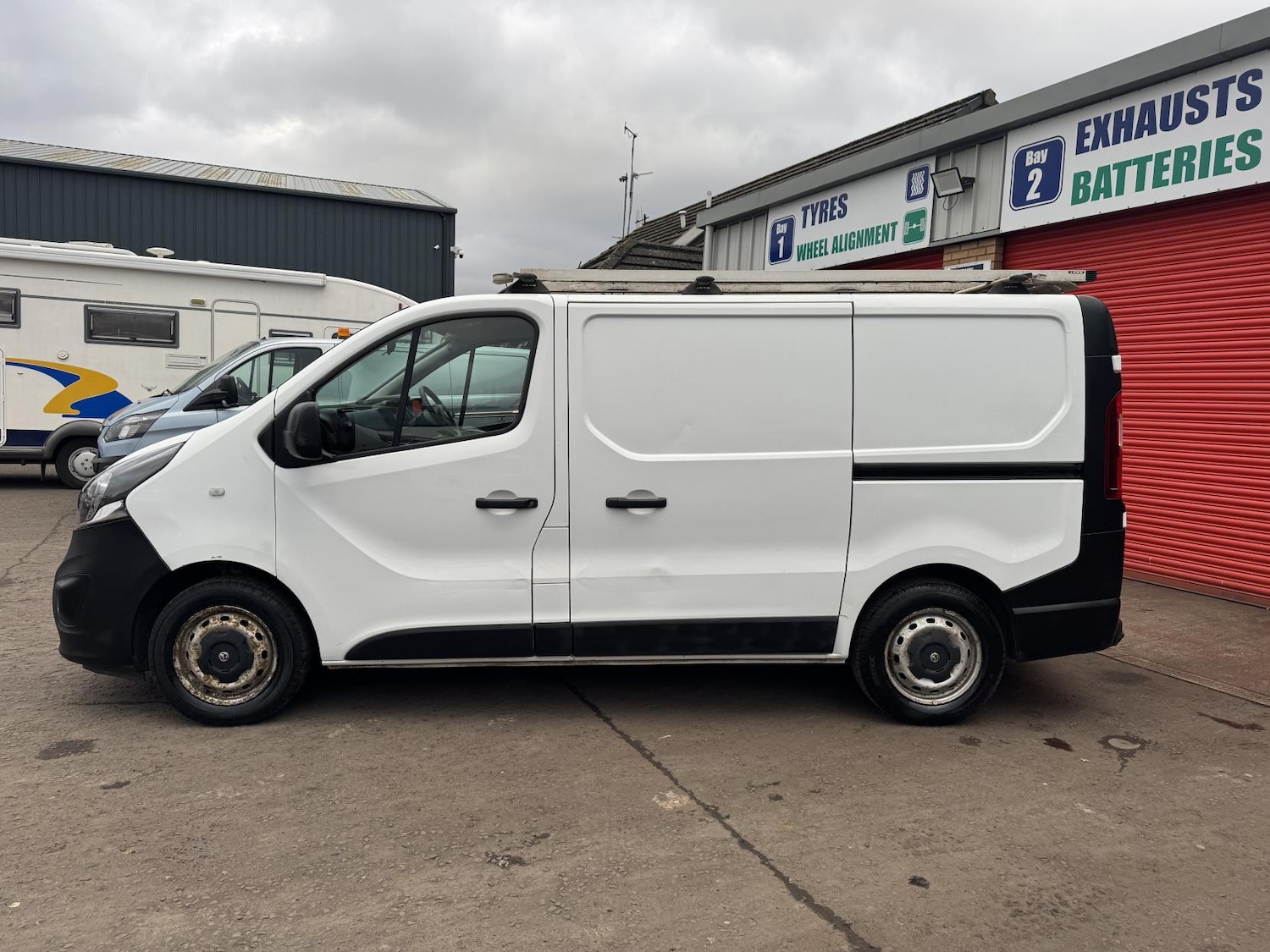 Used Vauxhall Vivaro 2015 for sale - 77420631: Photo 14