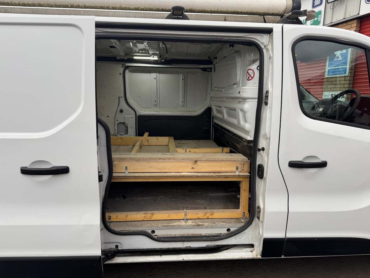 Used Vauxhall Vivaro 2015 for sale - 77420631: Photo 32