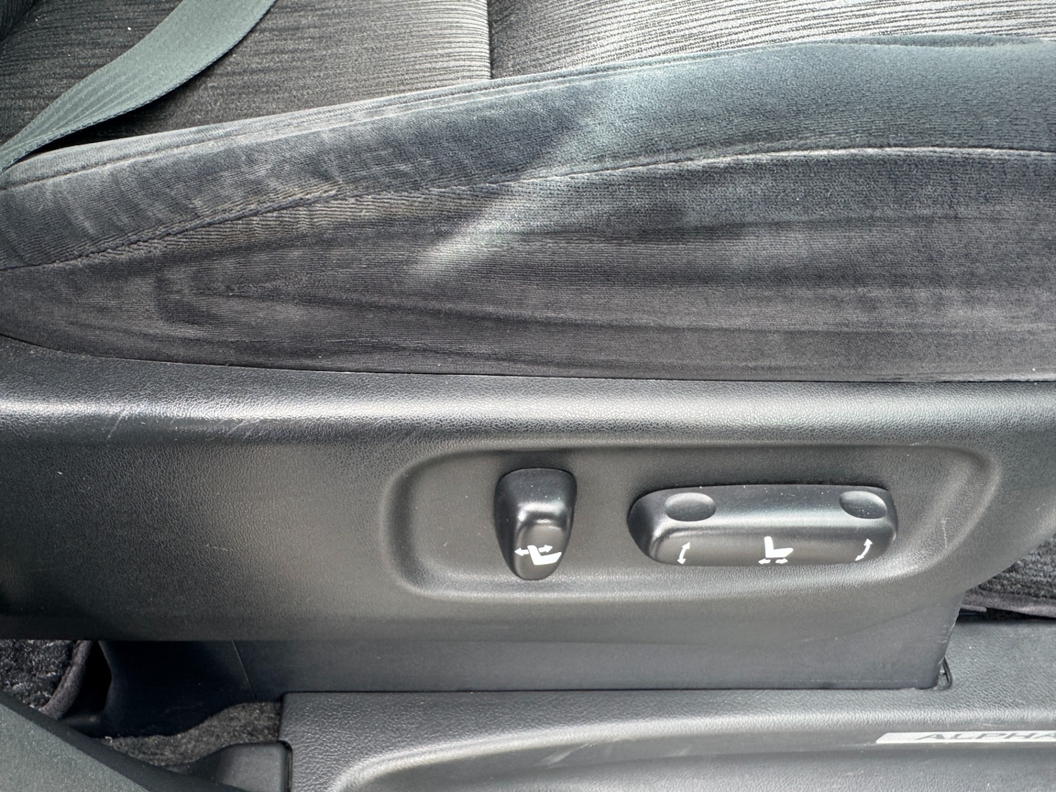 Used Toyota Alphard 2025 for sale - 77584879: Photo 11