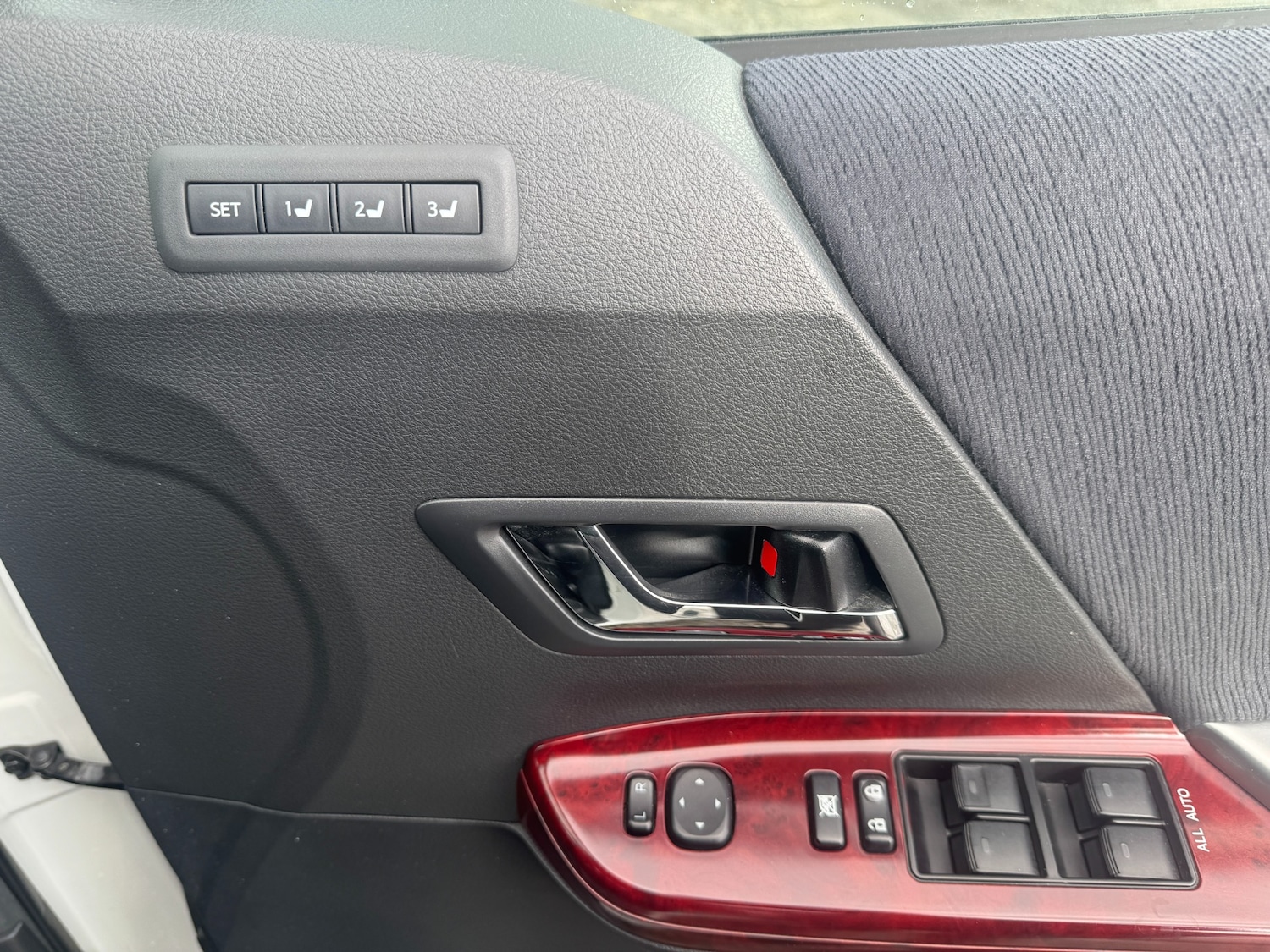 Used Toyota Alphard 2025 for sale - 77584879: Photo 12