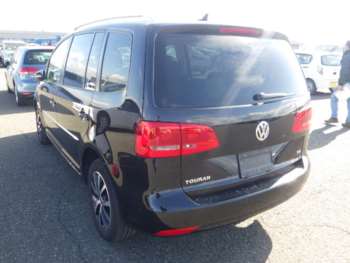Used Volkswagen Touran 2014 for sale - 74684351: Photo