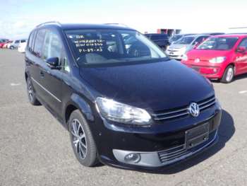 Used Volkswagen Touran 2014 for sale - 74684351: Photo