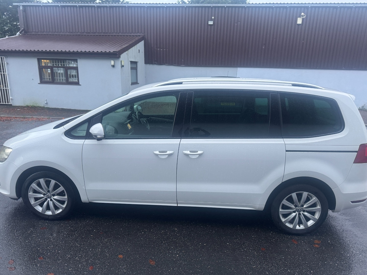 Used Volkswagen Sharan 2012 for sale - 76663706: Photo 6