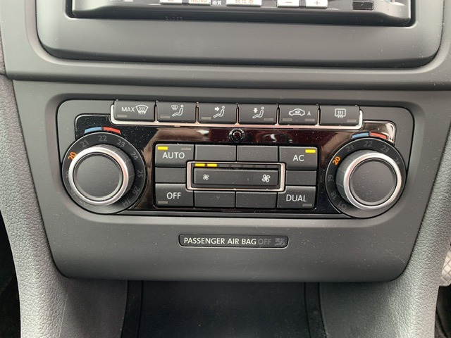 Used Volkswagen Golf 2012 for sale - 76277124: Photo 10